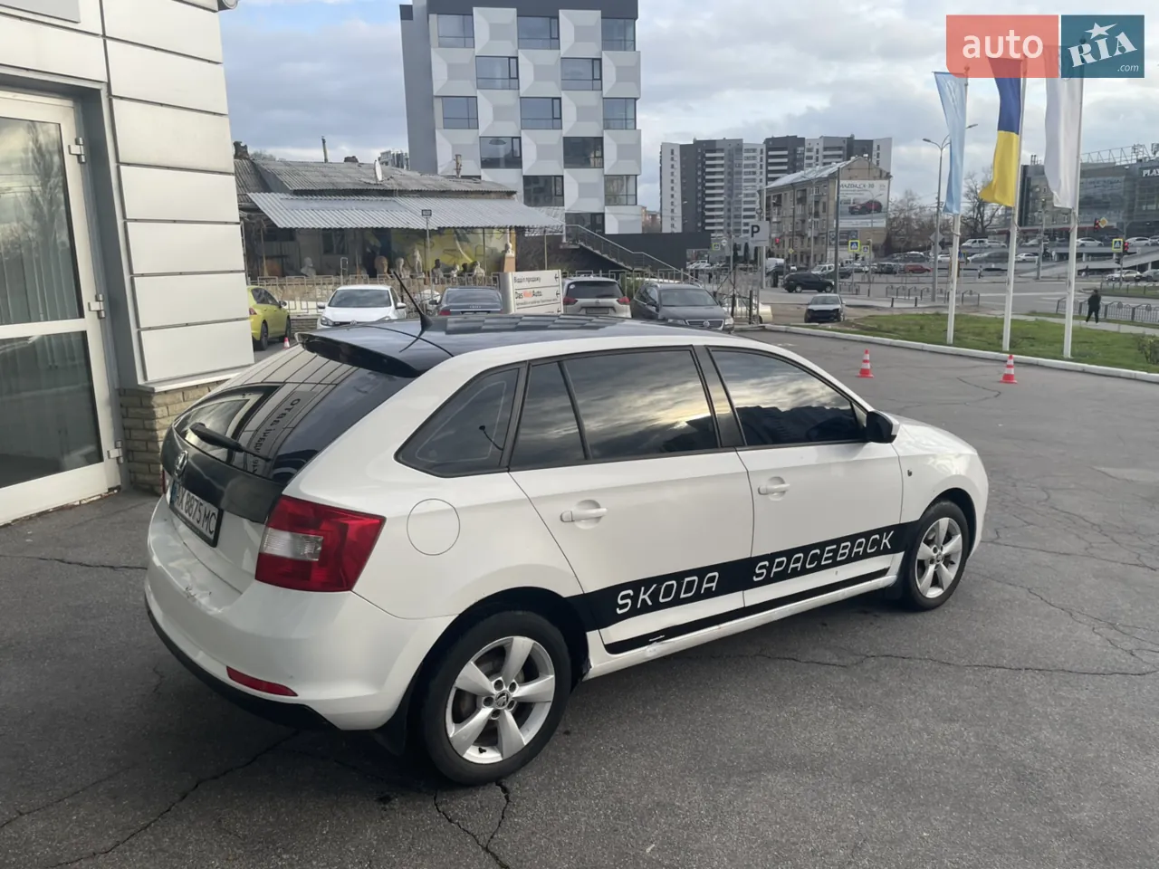 Skoda Rapid 2014 photo 5