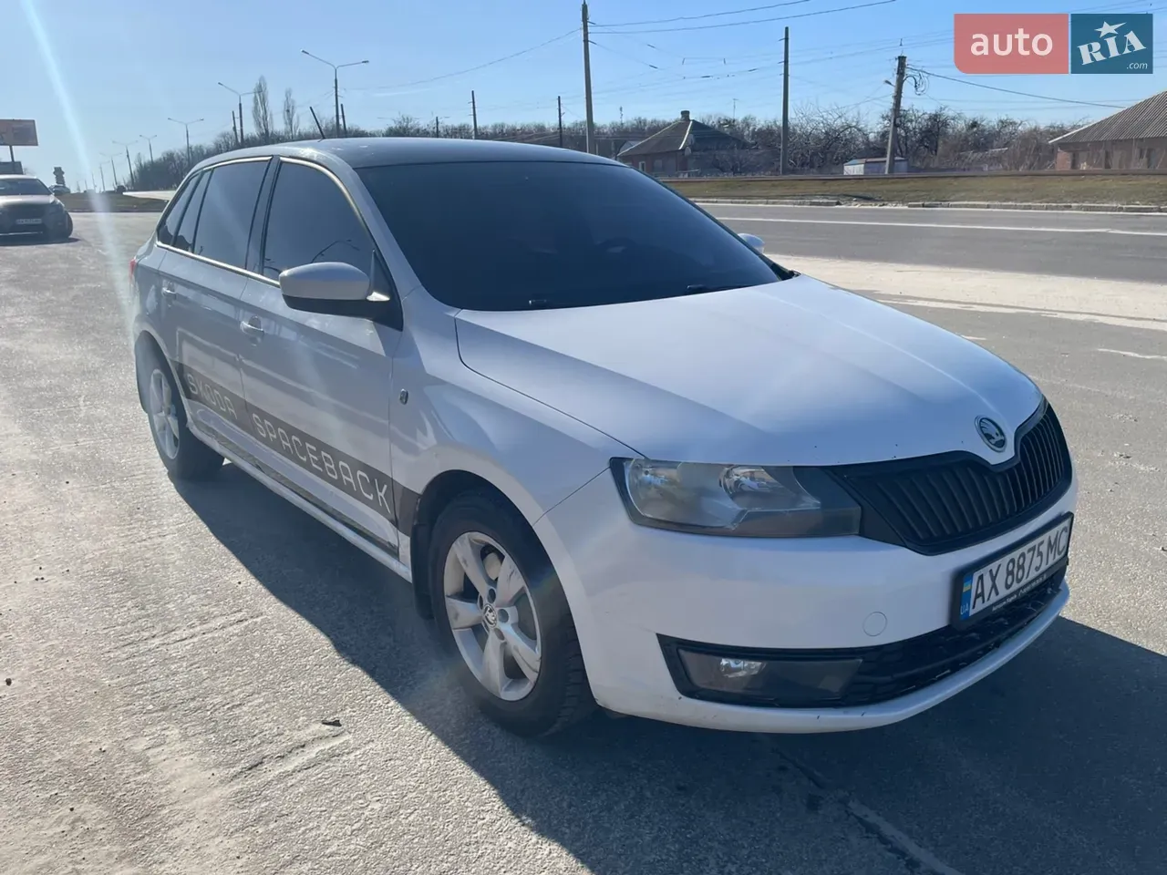 Skoda Rapid 2014 photo 2