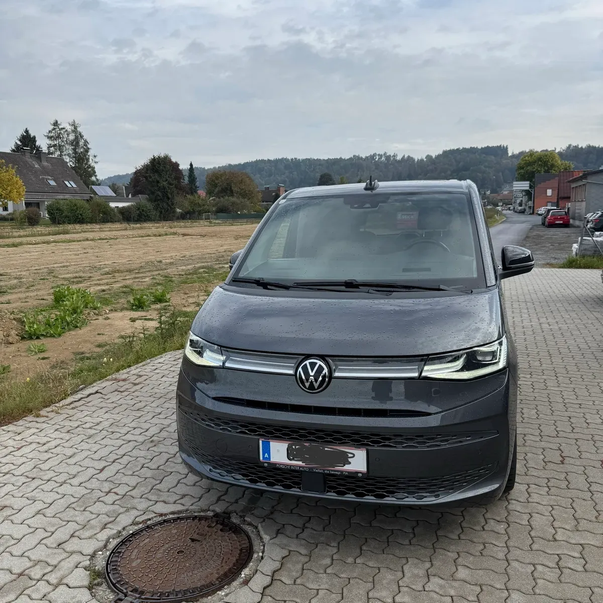 Volkswagen Multivan 2022 photo 2