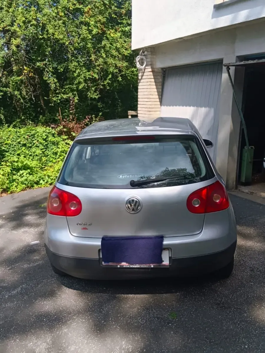 Volkswagen Golf 2004 photo 2