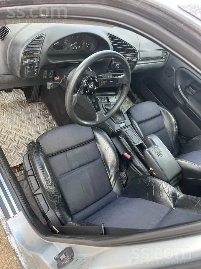 BMW 323 1997 photo 5