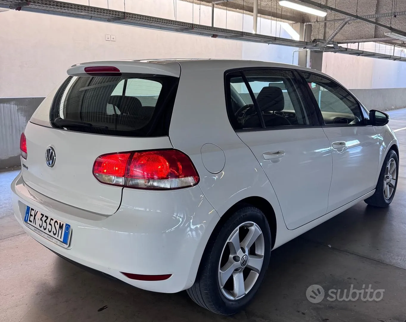 Volkswagen Golf 2011 photo 3