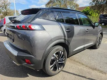 Peugeot 2008 2023 photo 3