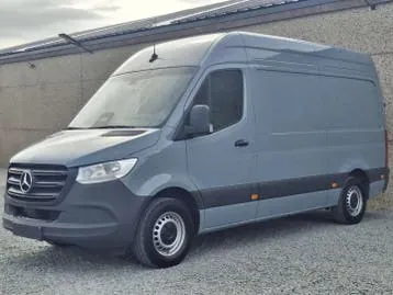 Mercedes-Benz Sprinter 2025 photo 2