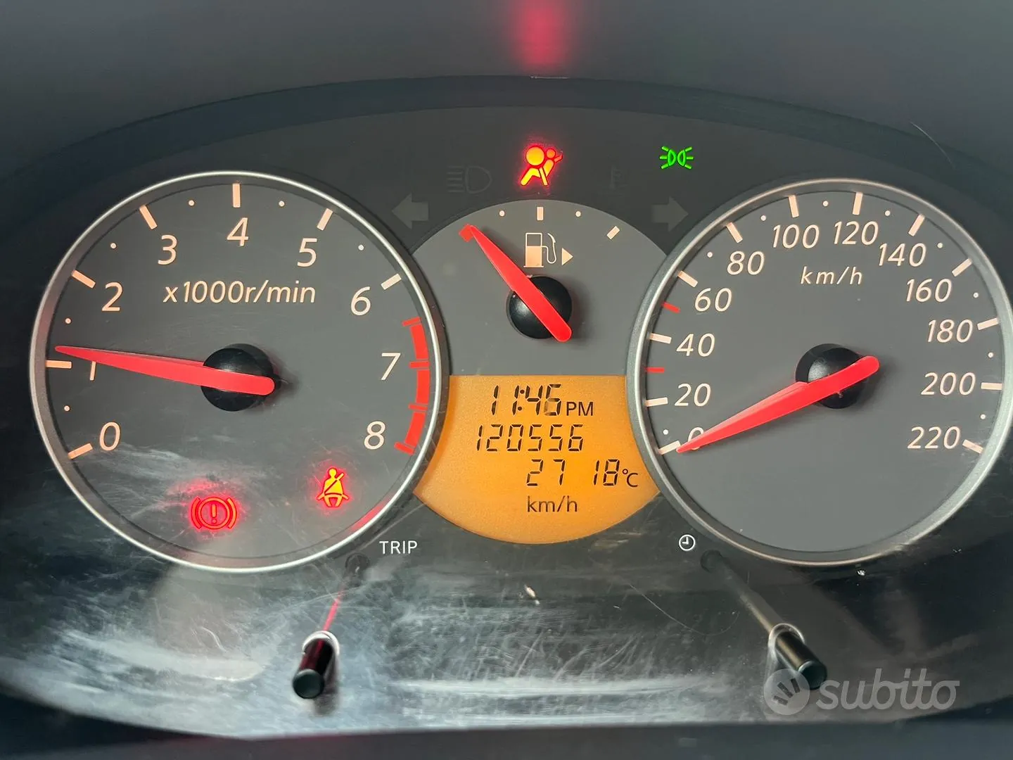 Nissan Micra 2010 photo 3