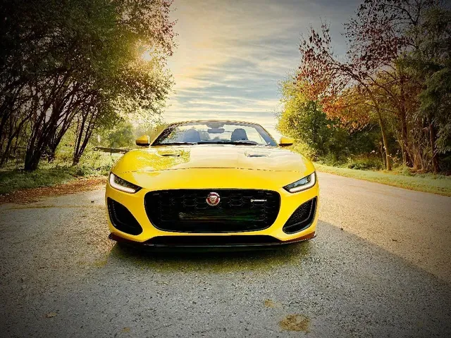 Jaguar F-Type 2021 photo 4