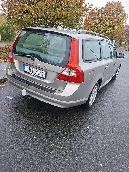 Volvo V70 2008 photo 4