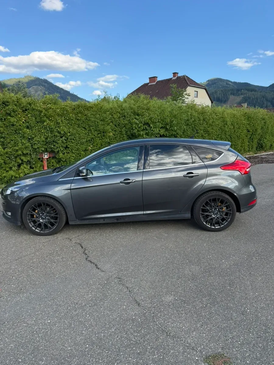 Ford Focus 2015 photo 3