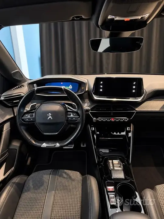Peugeot 208 2022 photo 5