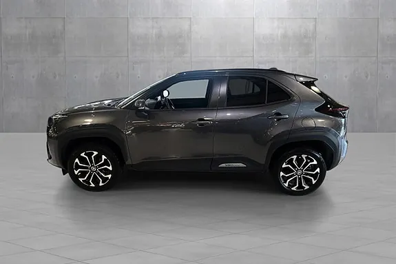 Toyota Yaris Cross 2024 photo 2