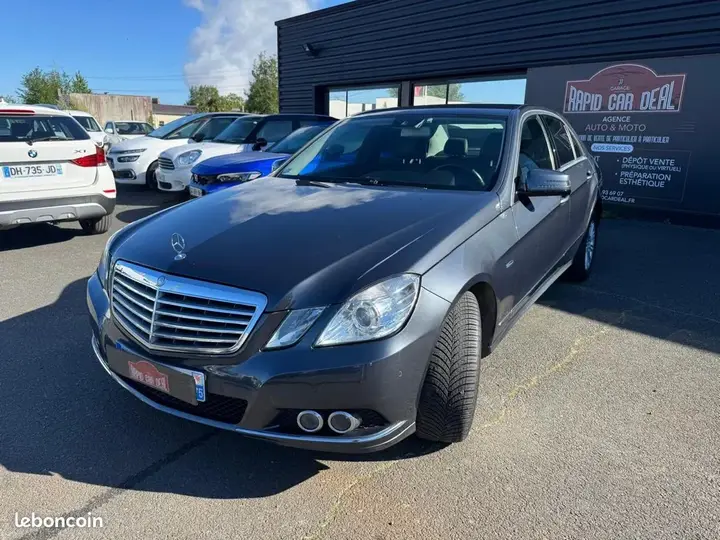 Mercedes-Benz E-Class 2011 photo 4