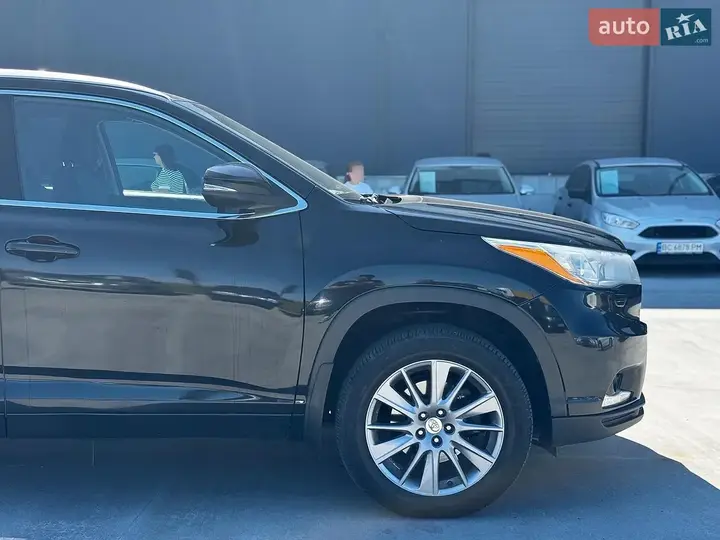Toyota Highlander 2014 photo 4