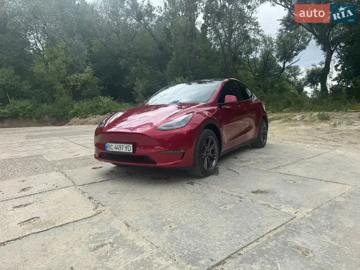 Tesla Model Y
