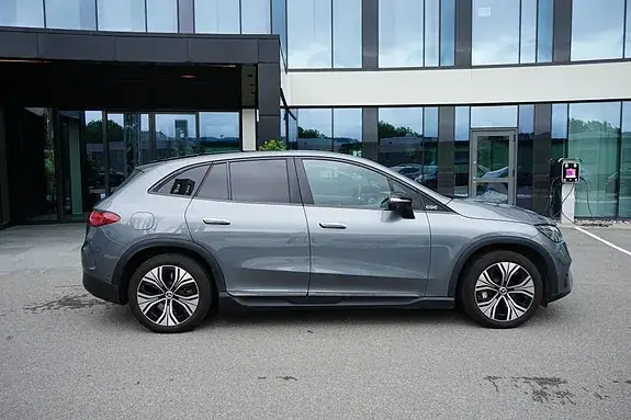 Mercedes-Benz C-Class 2023 photo 5