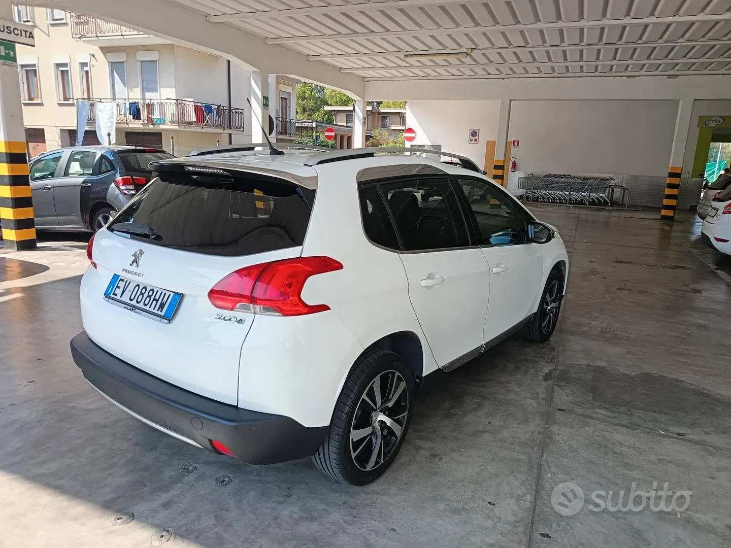 Peugeot 2008 2014 photo 3