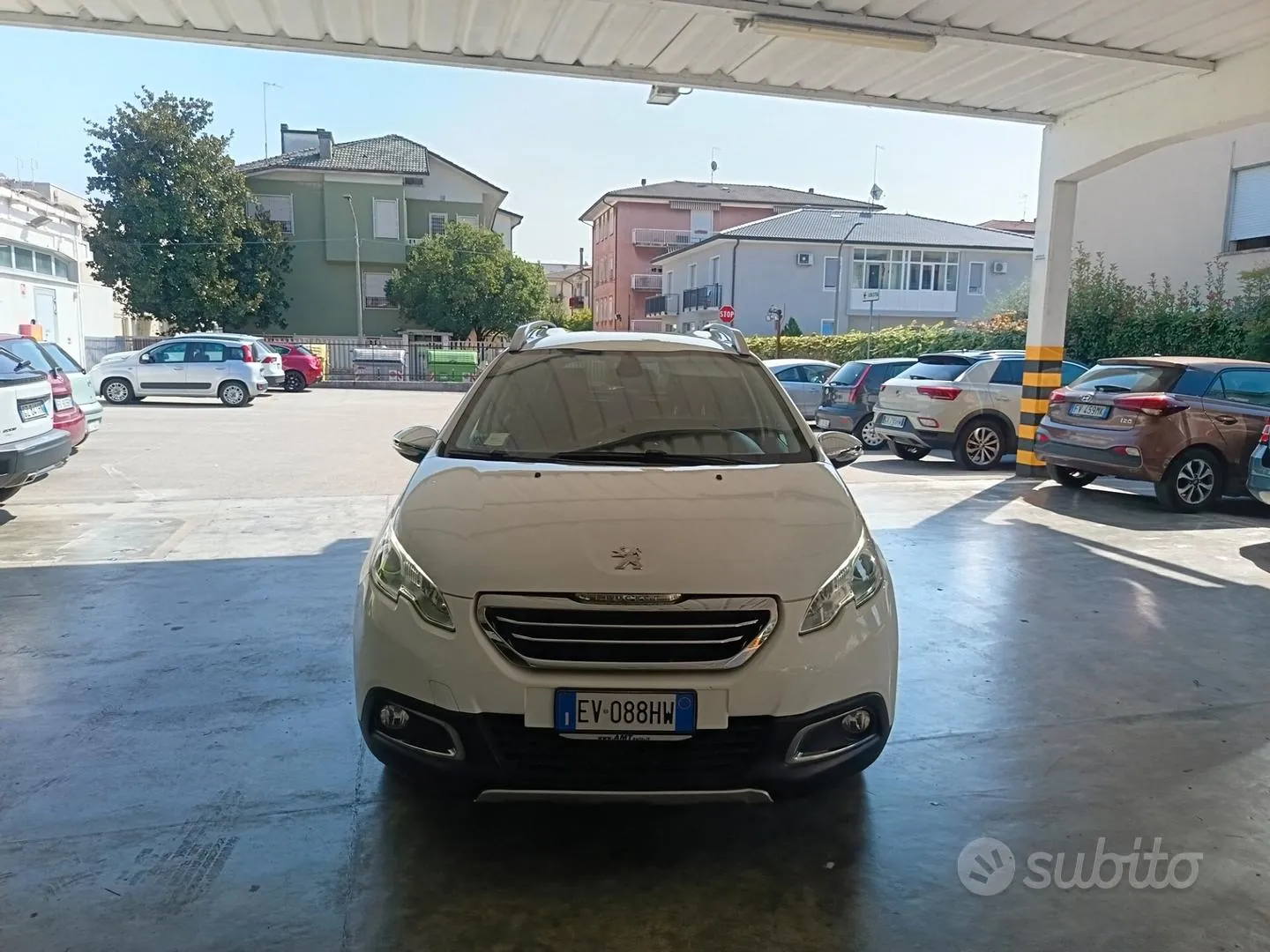 Peugeot 2008 2014 photo 2