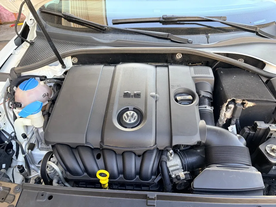 Volkswagen Passat 2014 photo 5