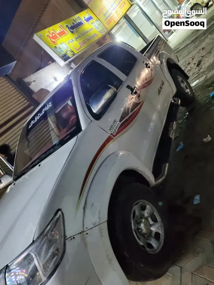 Toyota Hilux 2015 photo 2
