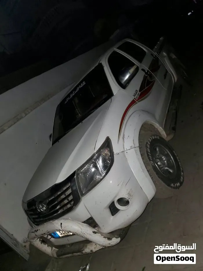 Toyota Hilux 2015 photo 3