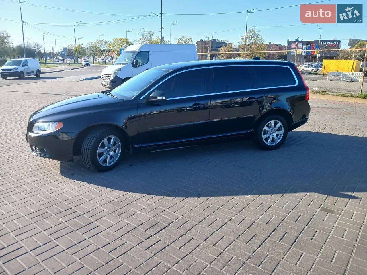 Volvo V70 2011 photo 5