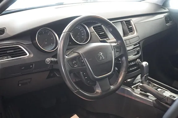 Peugeot 508 2017 photo 2