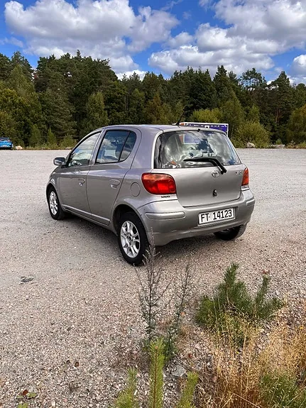 Toyota Yaris 2004 photo 5