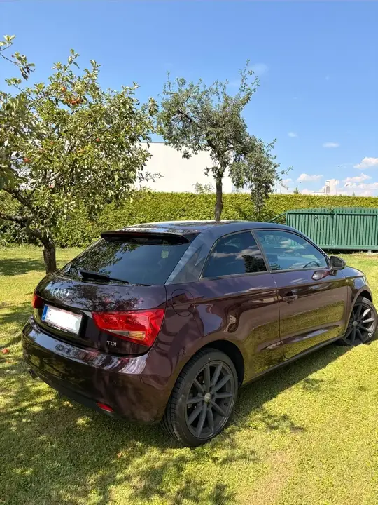 Audi A1 2011 photo 3