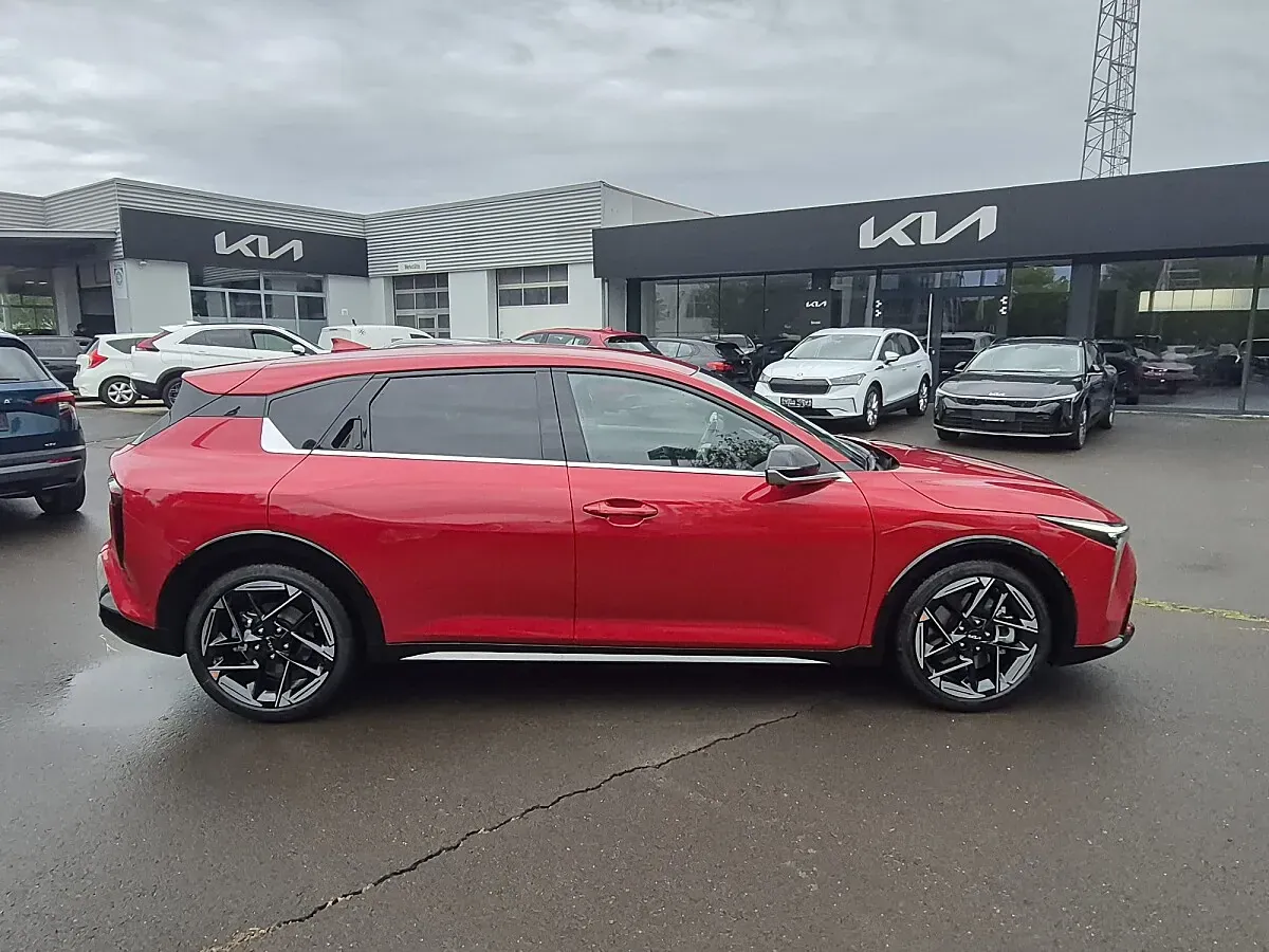 Kia K4 2026 photo 2