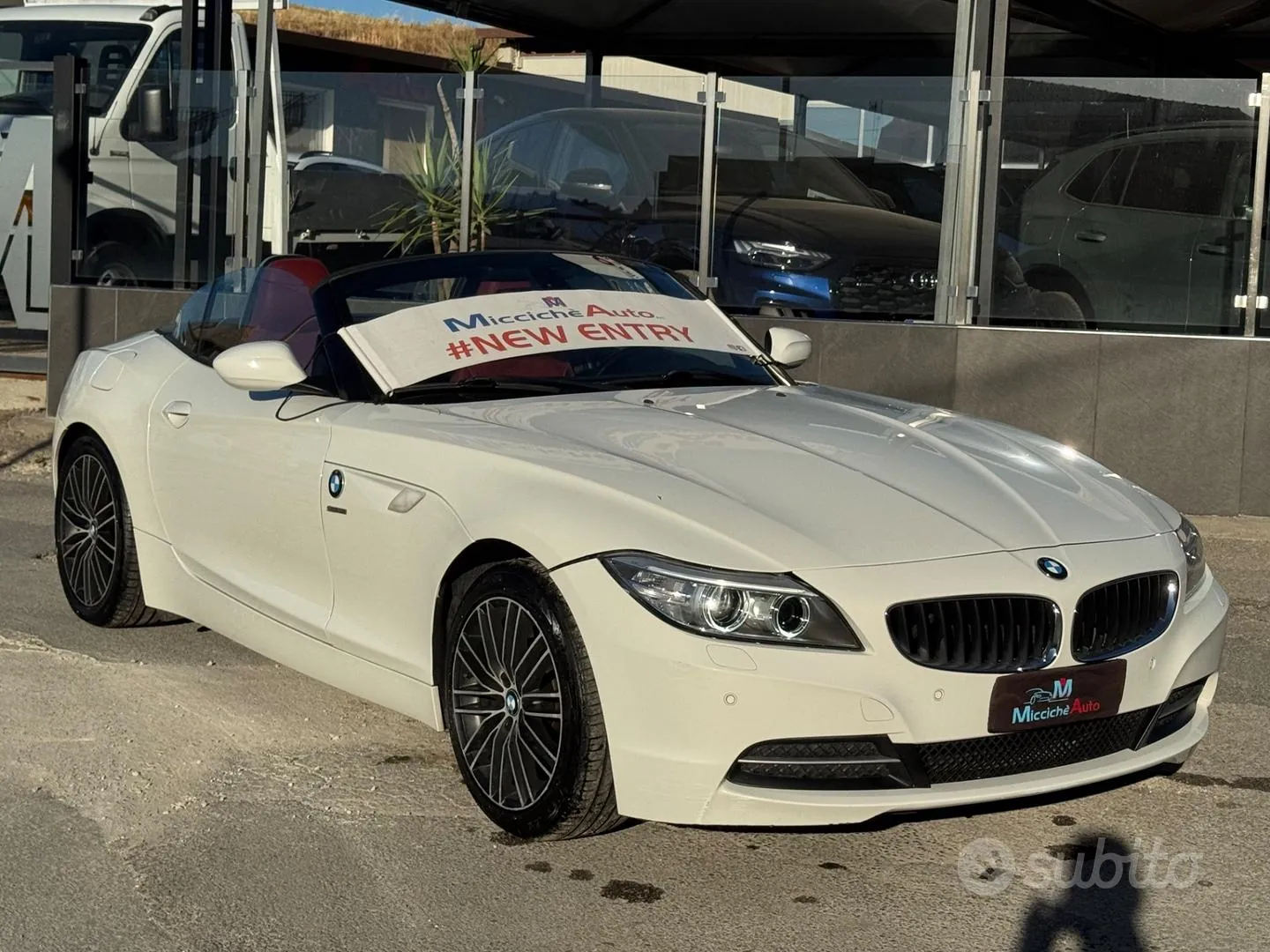 BMW Z4 2010 photo 2