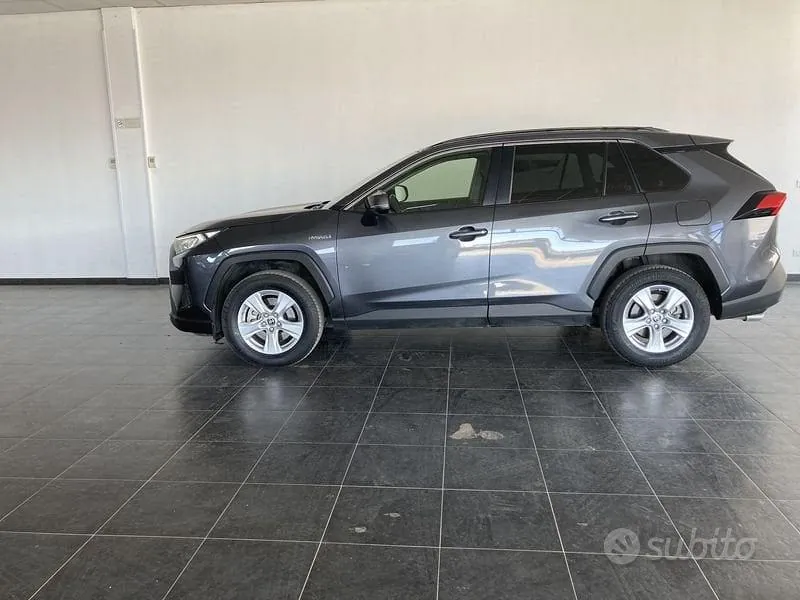Toyota Rav4 2019 photo 4