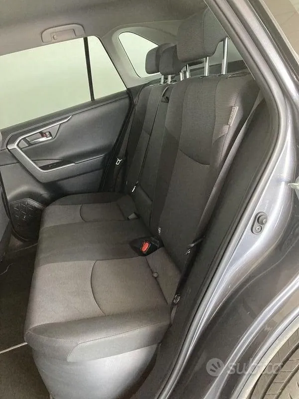 Toyota Rav4 2019 photo 5