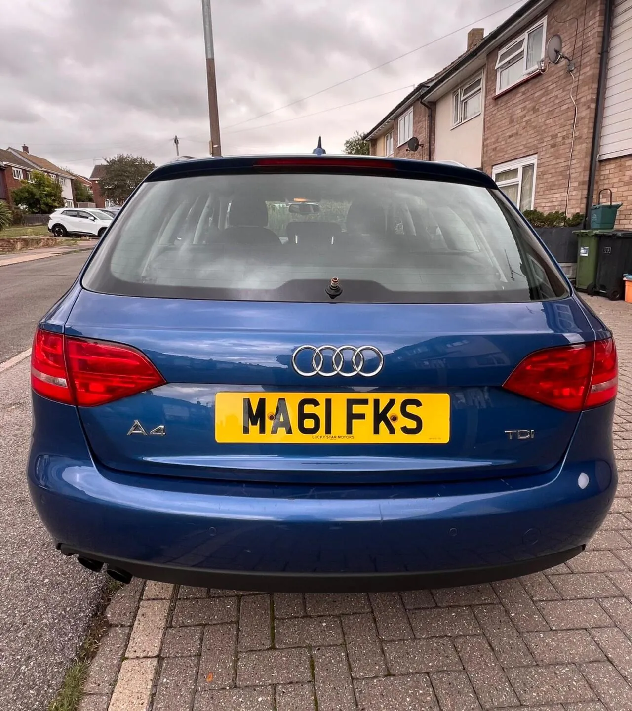 Audi A4 Avant 2011 photo 2