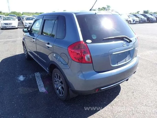 Mazda Verisa 2013 photo 3