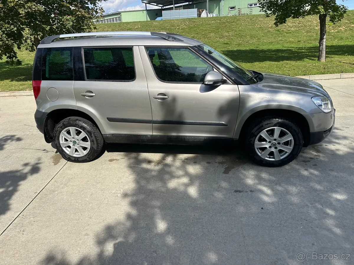 Skoda Yeti 4X4 2012 photo 4