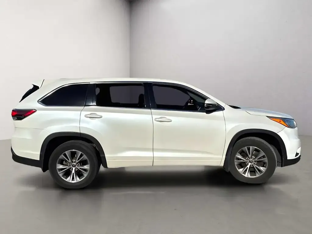 Toyota Highlander 2016 photo 4