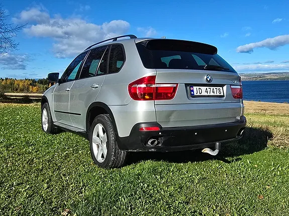 BMW X5 2007 photo 2