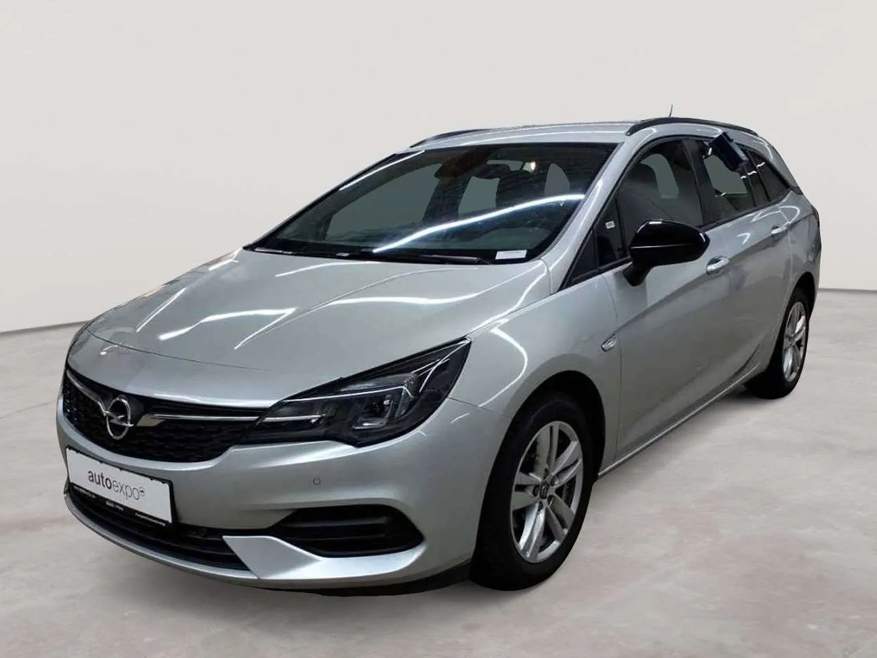 Opel Astra 2021 photo 2