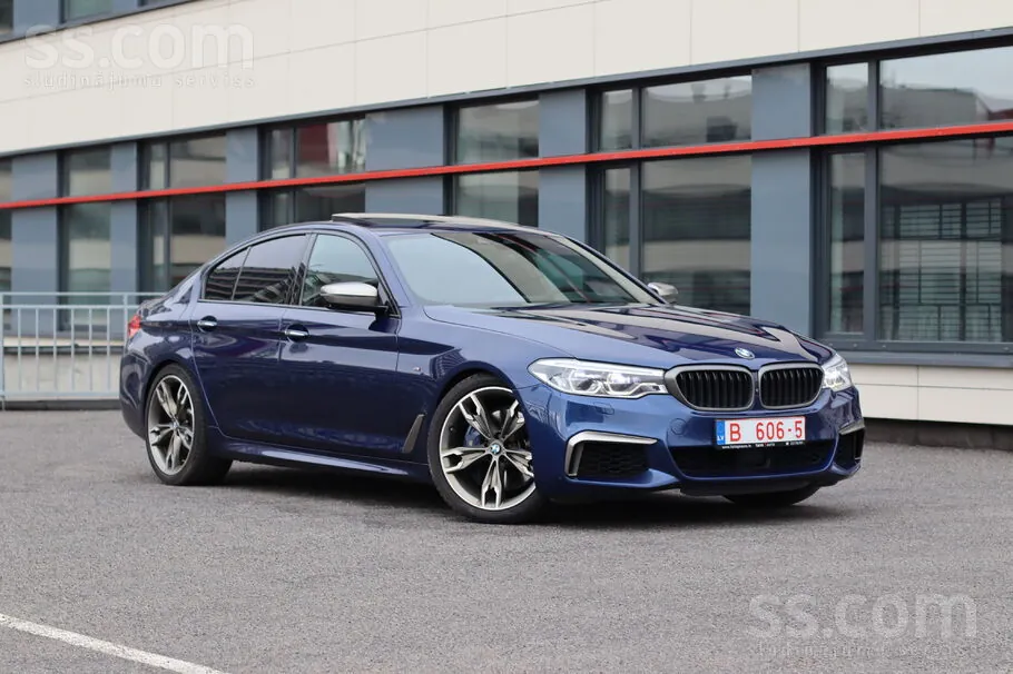 BMW M550