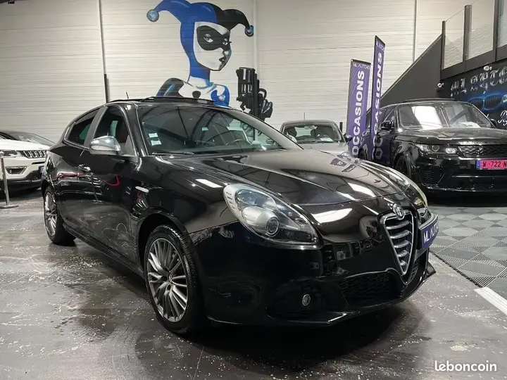 Alfa Romeo Giulietta 2013 photo 3