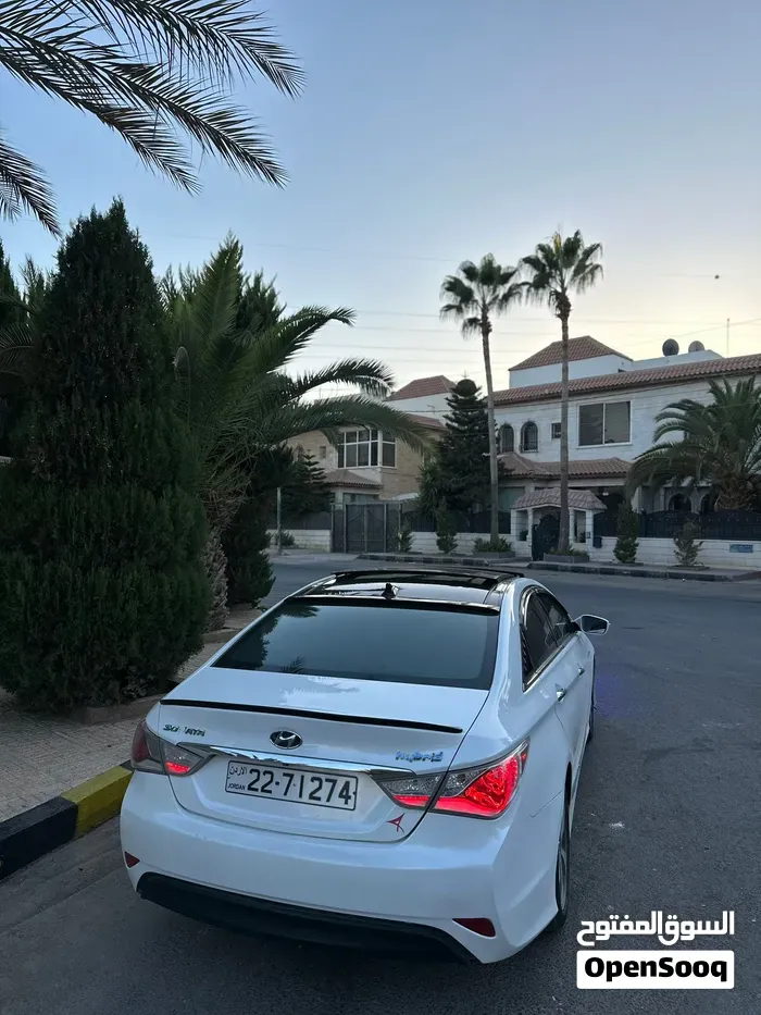 Hyundai Sonata 2011 photo 4