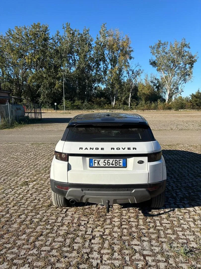 Land Rover Range Rover Evoque 2014 photo 2