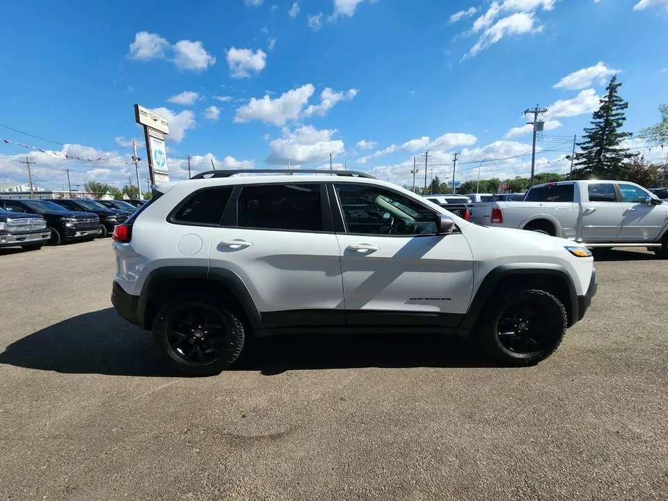 Jeep Cherokee 2016 photo 4