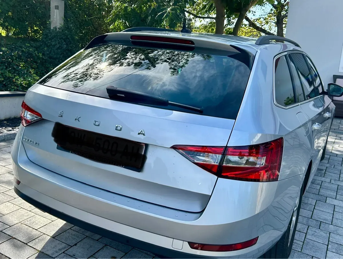 Skoda Superb 2020 photo 2