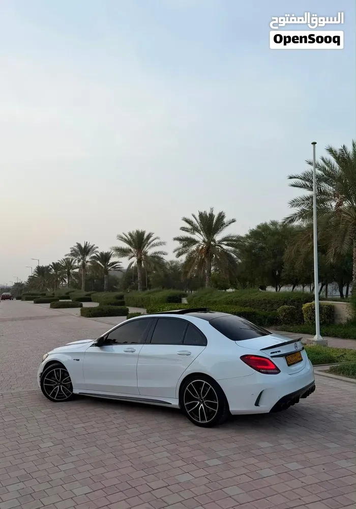 Mercedes-Benz C-Class 2020 photo 2