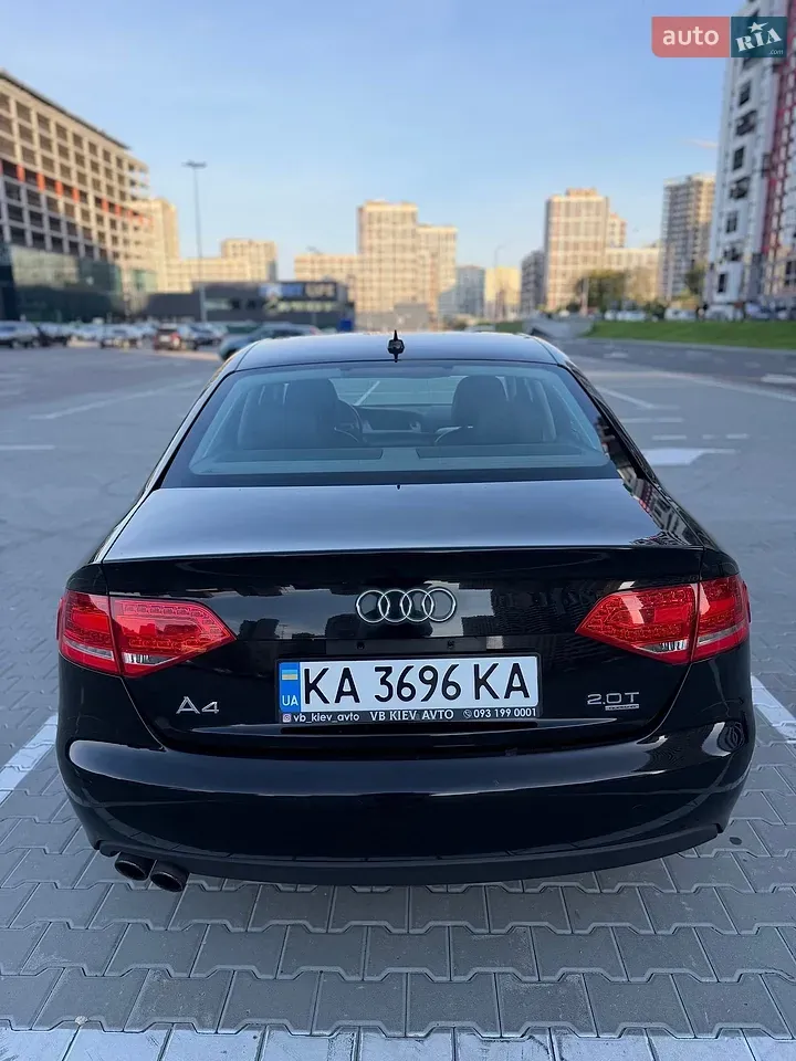Audi A4 2011 photo 5