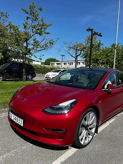 Tesla Model 3 2019 photo 4