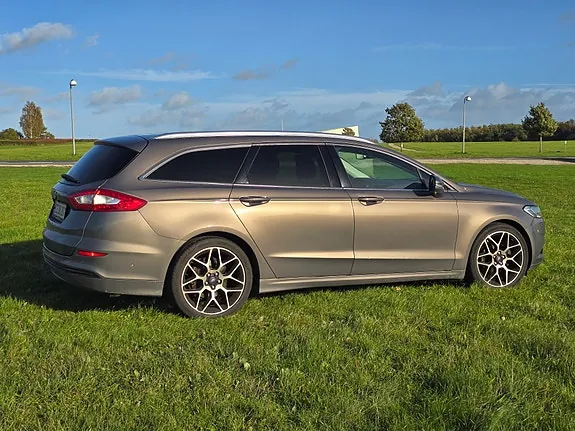 Ford Mondeo 2015 photo 2