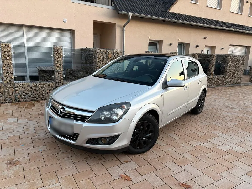 Opel Astra H