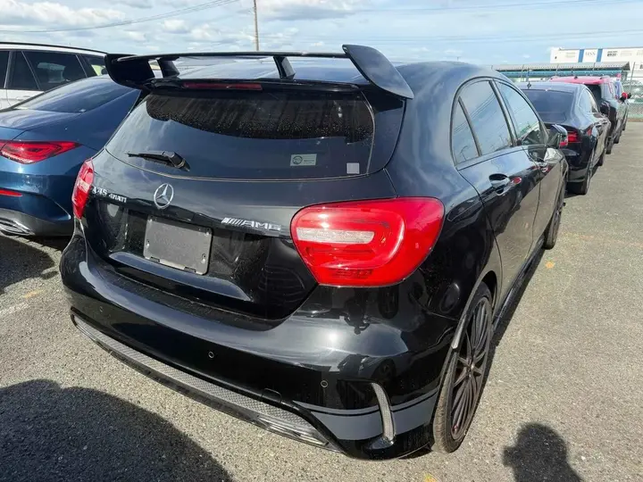 Mercedes-Benz A-Class 2013 photo 2