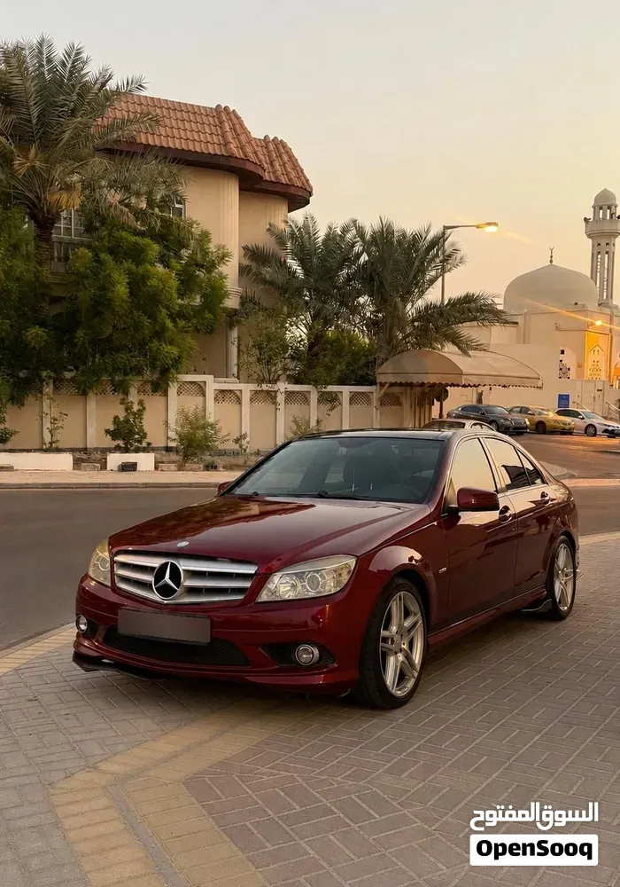 Mercedes-Benz C-Class 2012 photo 4